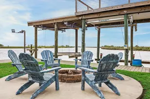 395 Redfish Dr, Freeport, TX 77541 - Photo 6