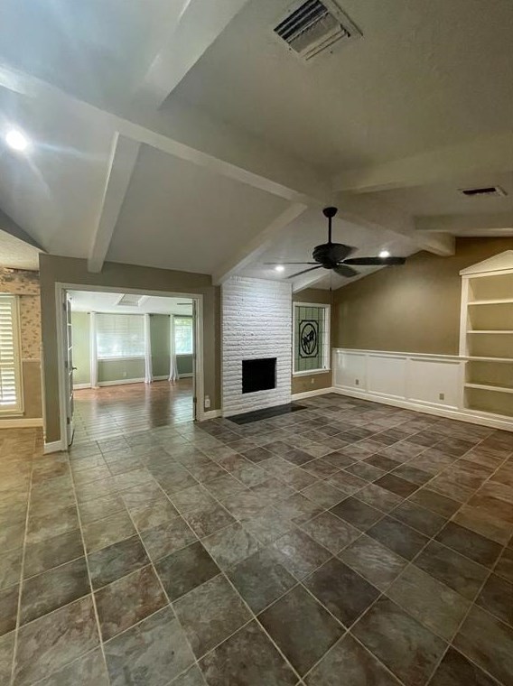 7546 Maple Tree Dr, Houston TX  77088-6842 exterior