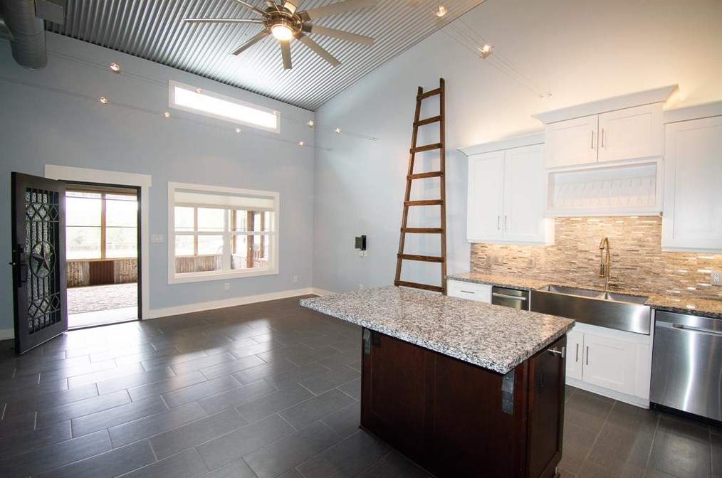 16978 Tranquil Ln, Bernardo, TX 78933