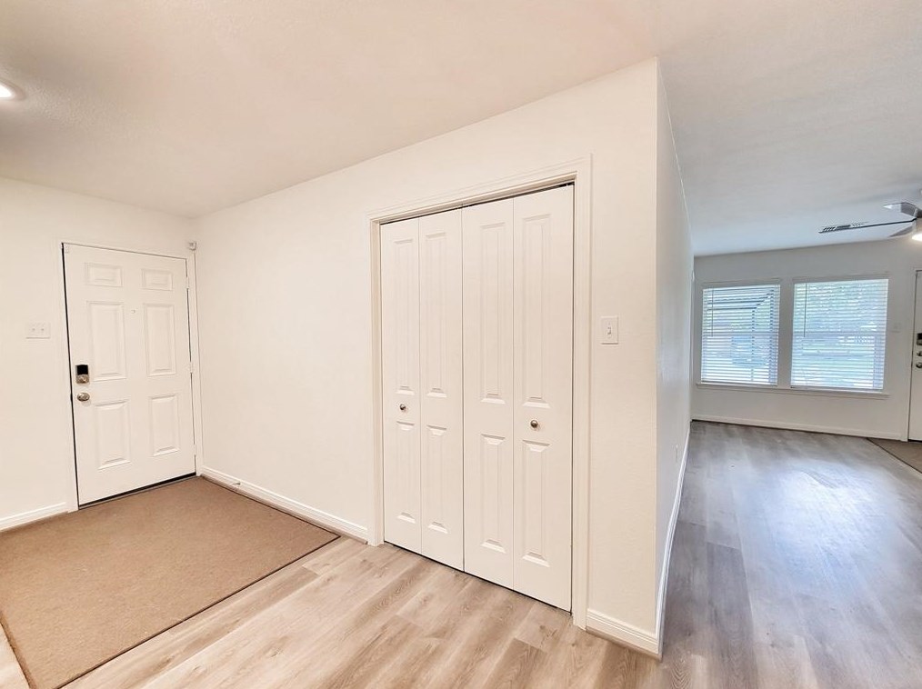 10906 Leitrim Way, Houston TX  77047-1227 exterior
