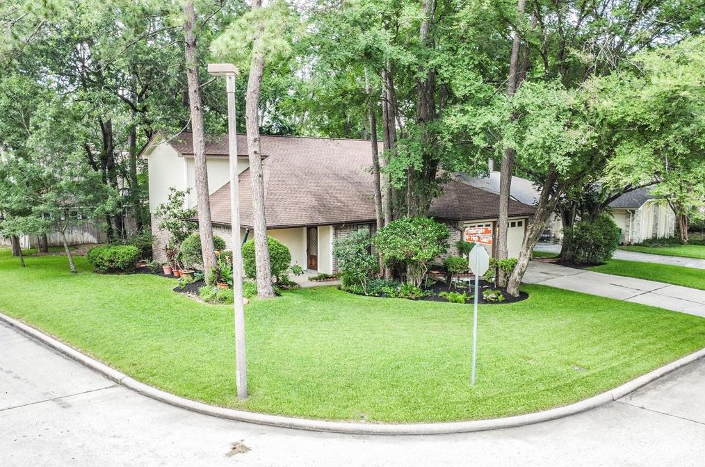 71 Timberspire Ln, Spring, TX 77380-2894