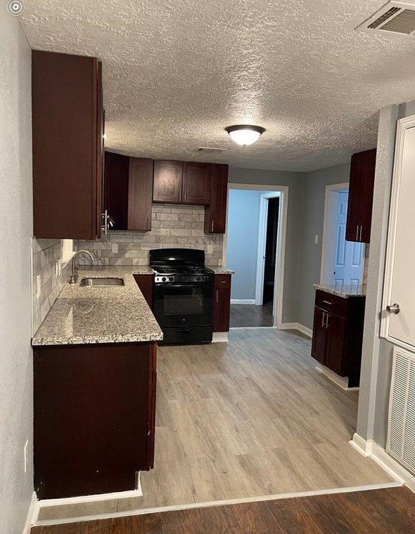 4629 Brinkley St, Houston, TX 77051