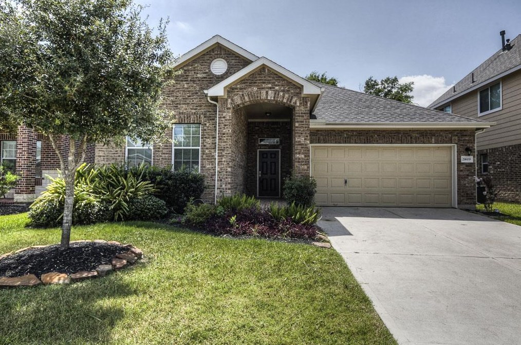 21619 Rudy Glen Ct, Spring TX  77388-7537 exterior