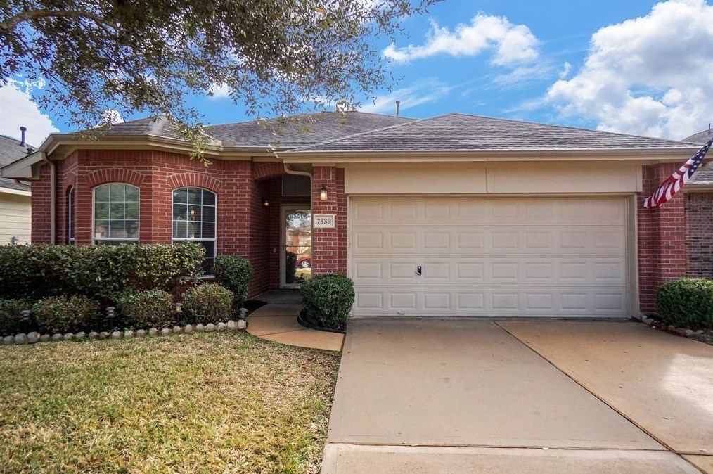 7339 Compass Rose Dr, Richmond, TX 77407