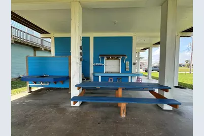 2108 Mills, Crystal Beach, TX 77650 - Photo 14