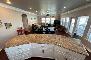 2108 Mills, Crystal Beach, TX 77650 - Photo 28