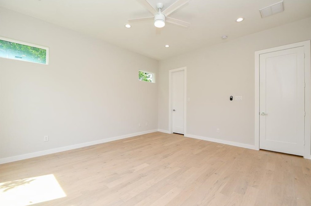 5532 Darling St, Houston TX  77007-1855 exterior