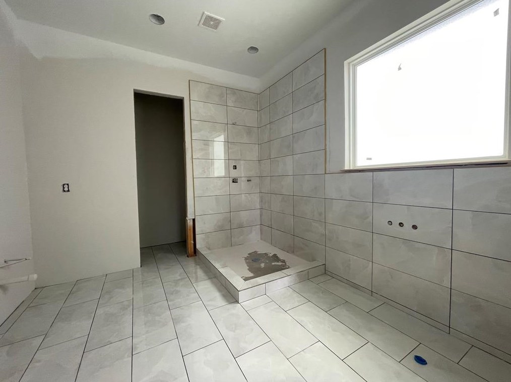 5532 Darling St, Houston TX  77007-1855 exterior