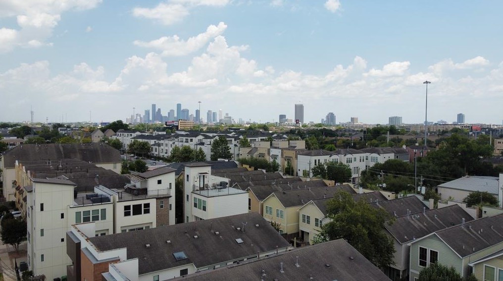 5532 Darling St, Houston TX  77007-1827 exterior