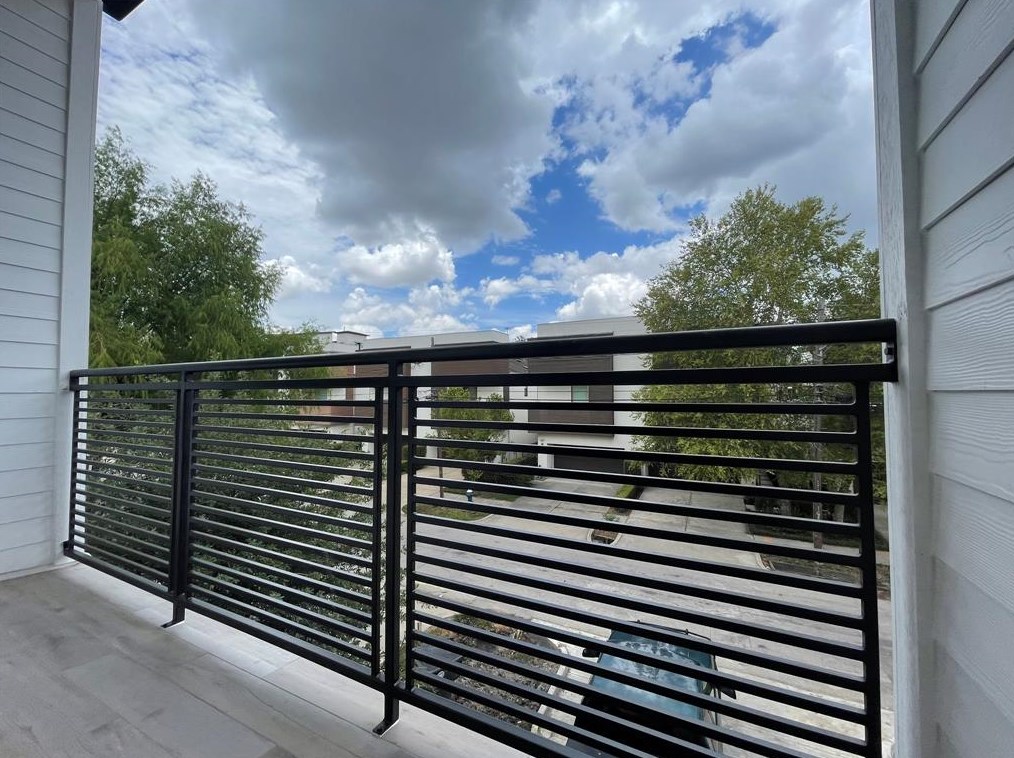 5532 Darling St, Houston TX  77007-1855 exterior