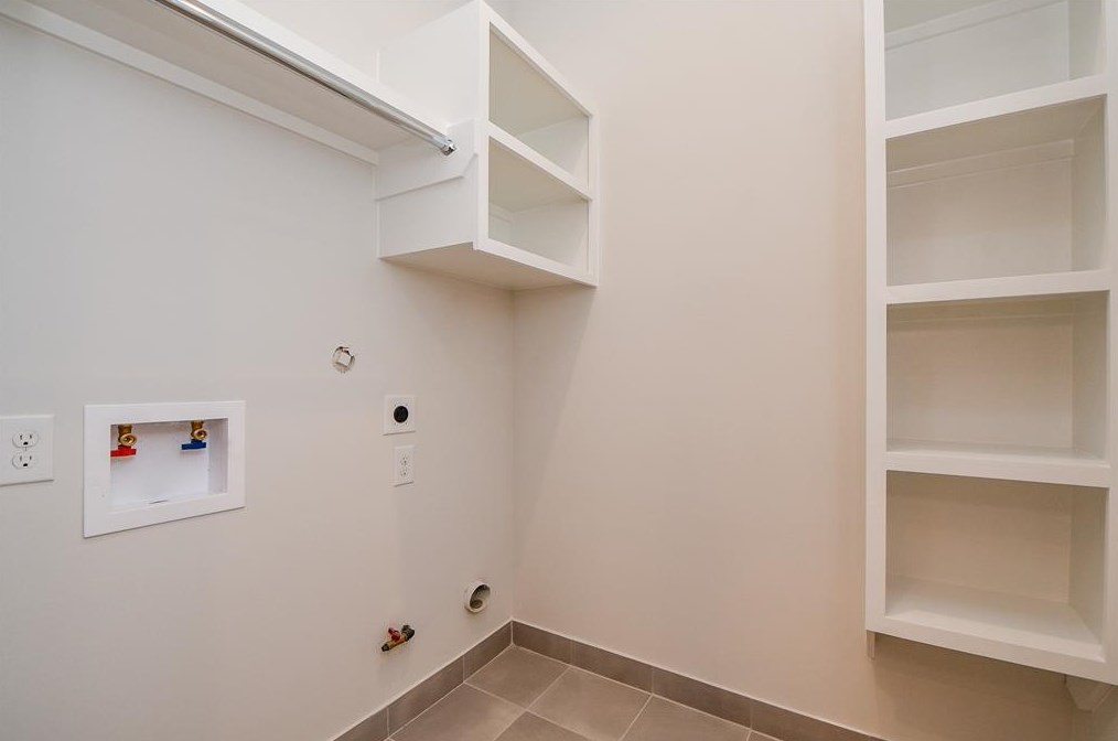 5532 Darling St, Houston TX  77007-1855 exterior