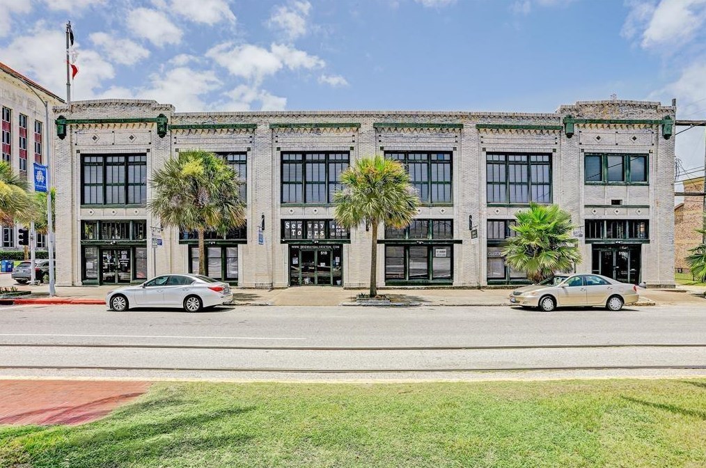 2510 Church St #3, Galveston, TX 77550