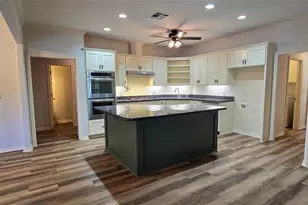 8660 Cedar Hill Rd, Brenham, TX 77833 - Photo 10