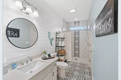 859 Main Street, Crystal Beach, TX 77650 - Photo 22