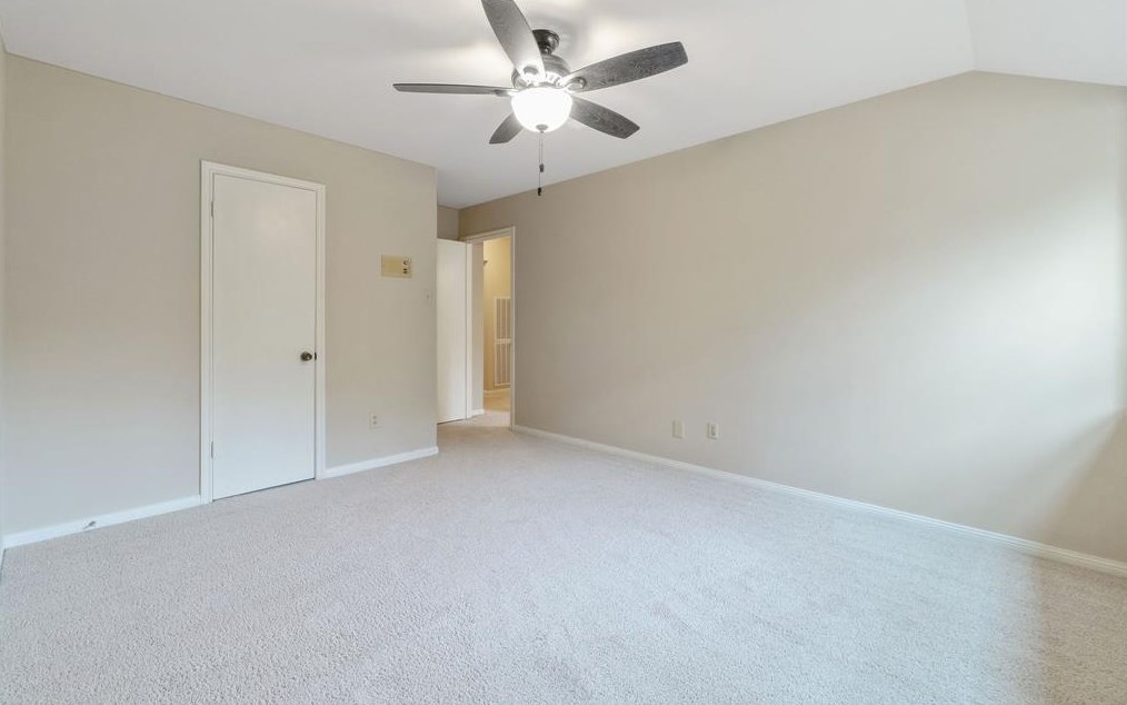 13602 Gln Erica Dr, Houston TX  77069-3318 exterior