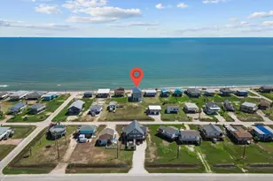 718 Beach Dr, Surfside Beach, TX 77541 - Photo 4