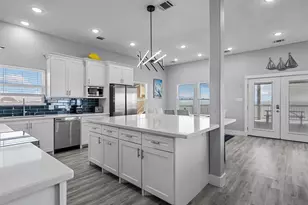 718 Beach Dr, Surfside Beach, TX 77541 - Photo 16