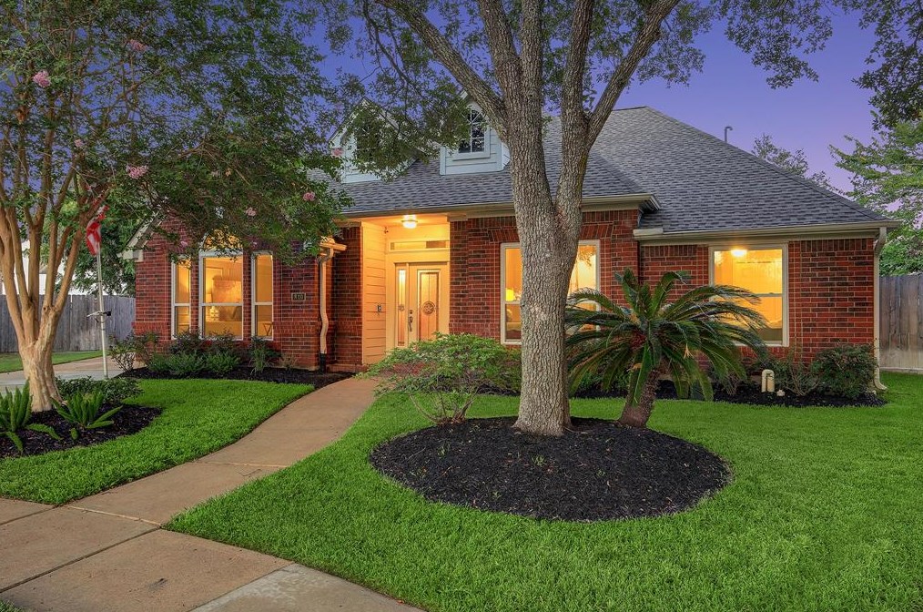 810 Colony Glen Ct, Houston, TX 77062-2197