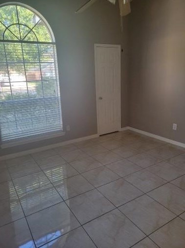 15143 Kingsbridge Way, Houston, TX 77083