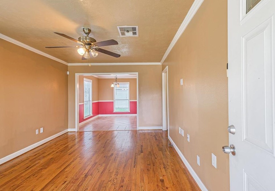 6823 Keller St, Houston TX  77087-2609 exterior