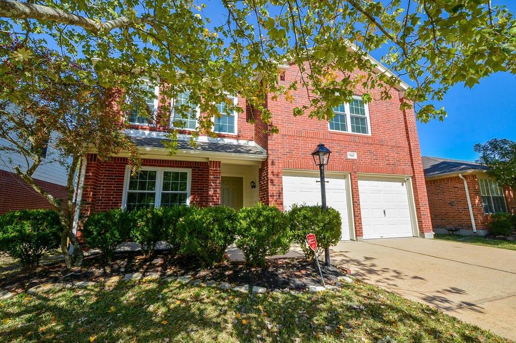 11942 Solon Springs Dr, Tomball, TX 77375