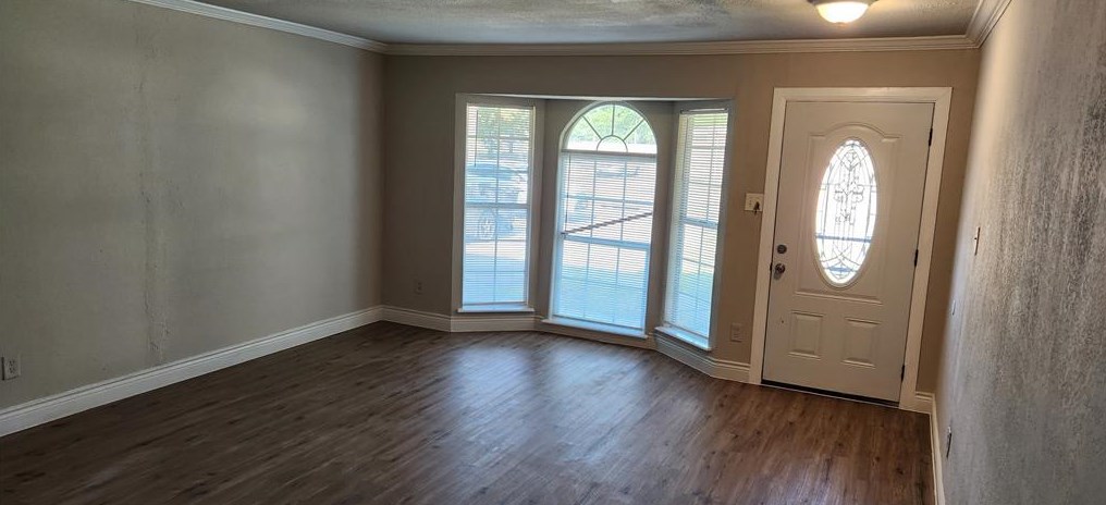 11402 Panay Dr, Houston, TX 77048