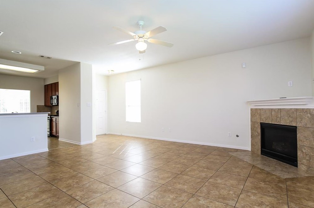 24218 Bentgate Dr, Spring, TX 77373