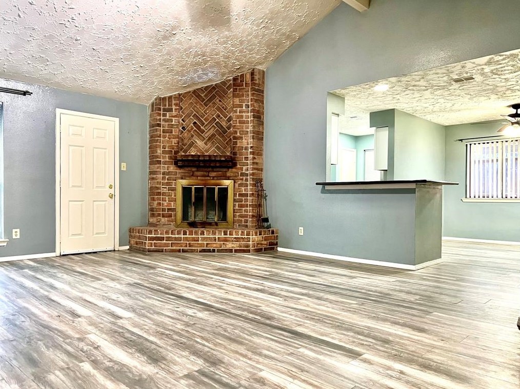 15950 Manfield Dr, Houston TX  77082-2941 exterior