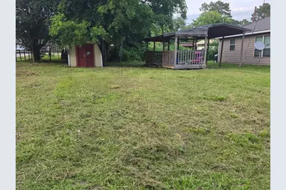 11369 Underwood, Willis, TX 77318 - Photo 2