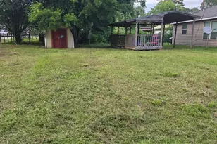 11369 Underwood, Willis, TX 77318 - Photo 2