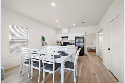 3610 Sealy Street, Galveston, TX 77550 - Photo 12