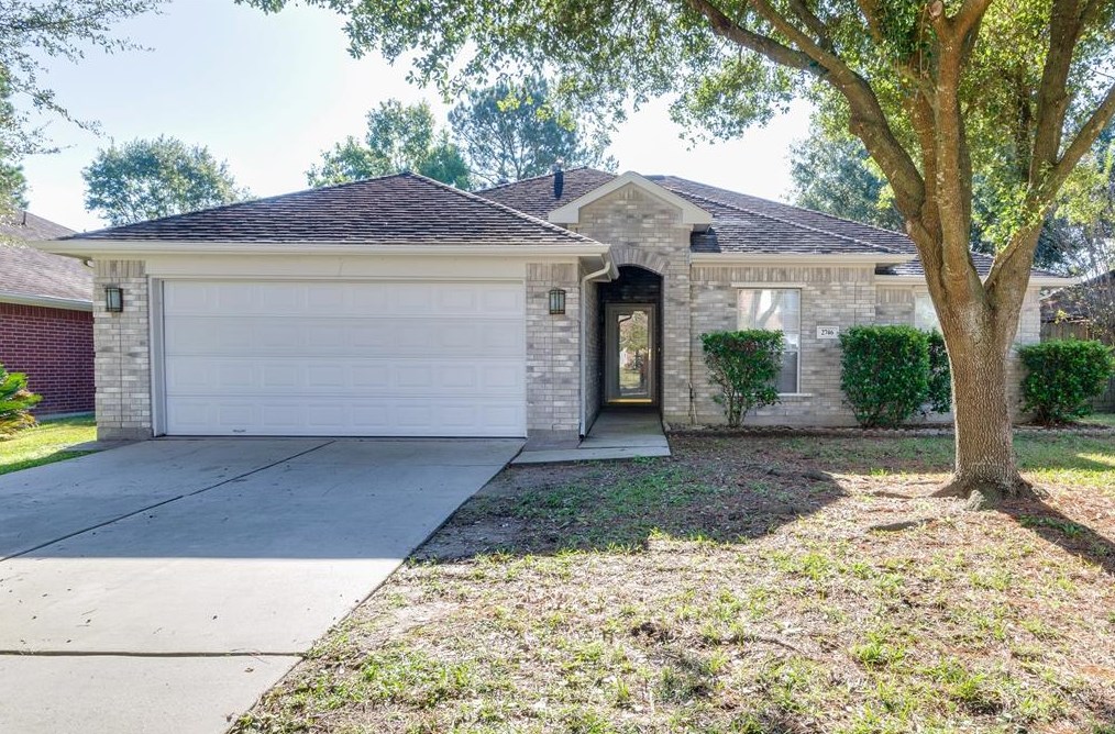 2746 Autumn Springs Ln, Spring TX  77373-6148 exterior