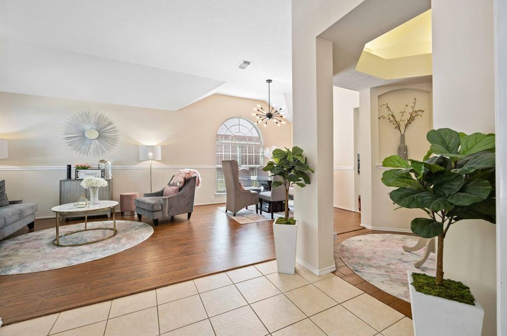 17022 Willow Rnch Dr, Houston TX  77095-5462 exterior