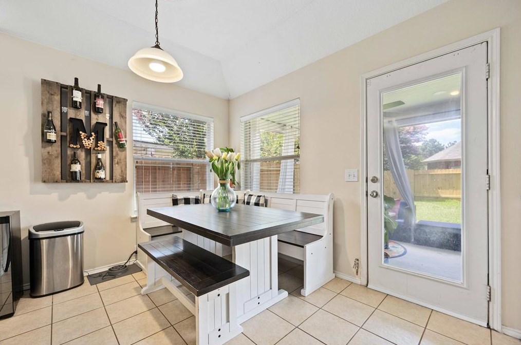 17022 Willow Rnch Dr, Houston TX  77095-5462 exterior