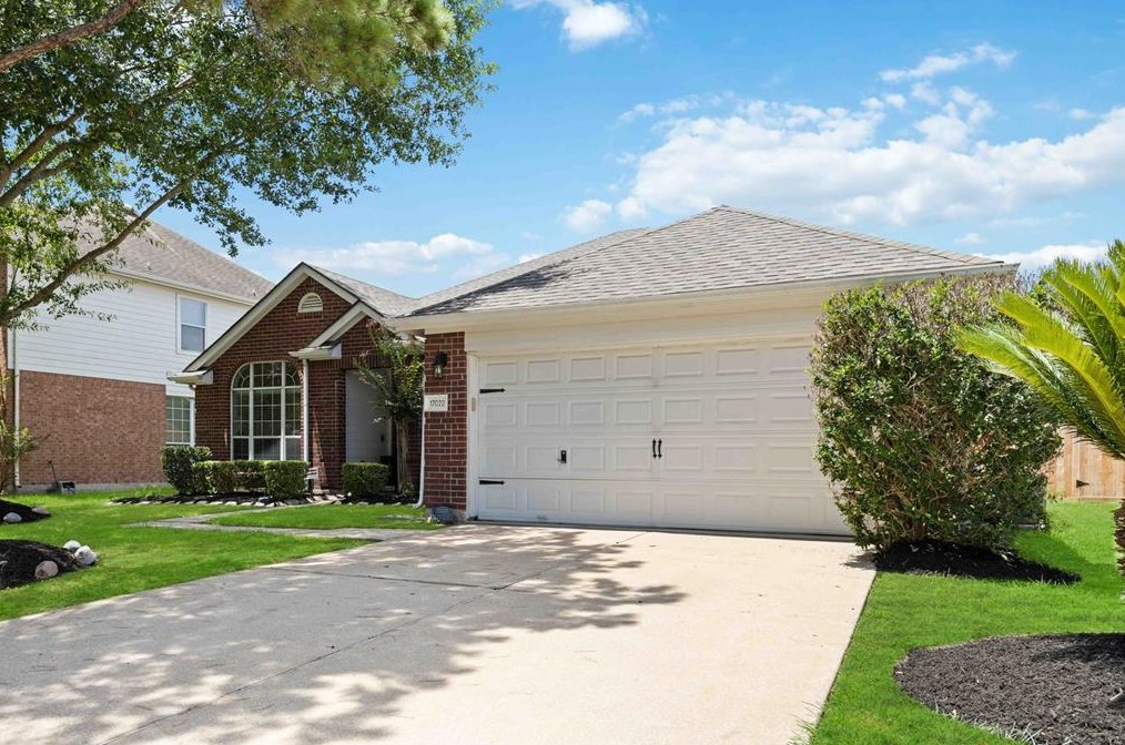 17022 Willow Ranch Dr, Houston TX  77095-5460 exterior