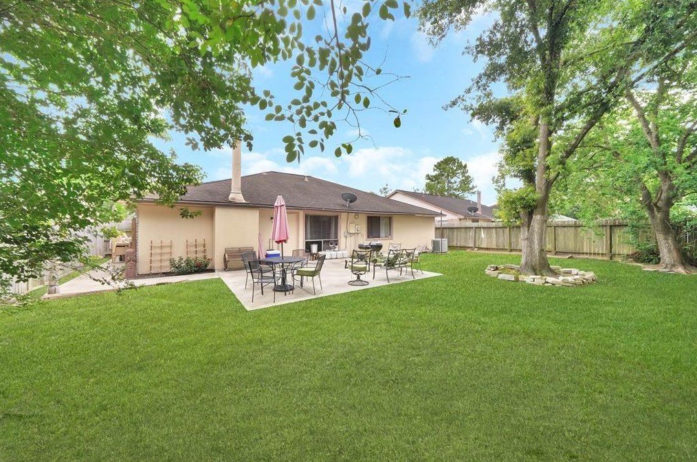 7251 Sonnet Gln Ln, Houston TX  77095-1259 exterior