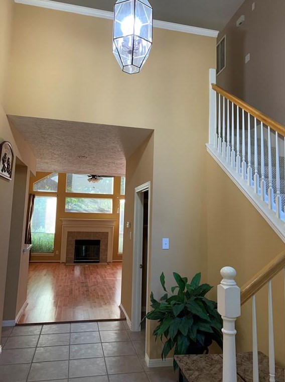 9539 Shadow Gate Ln, Houston, TX 77040