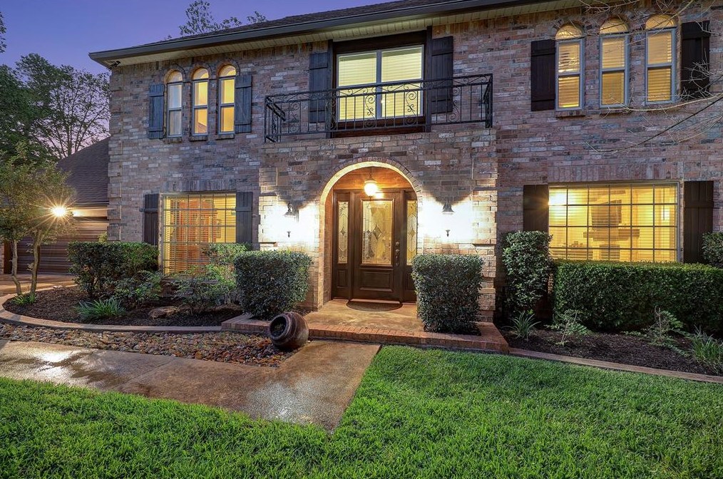 427 Bickett Ln, Spring, TX 77373-5607