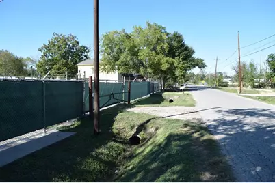 12115 West Dr, Cypress, TX 77429 - Photo 1