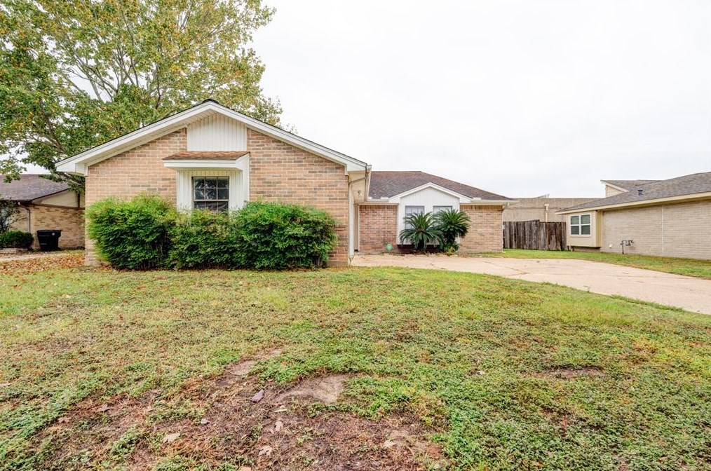 1915 Fernspray Ln, Houston, TX 77084