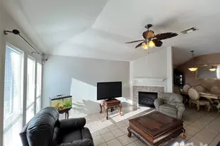 15930 Pin Oak Ridge St, Houston, TX 77073 - Photo 4