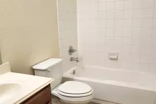 238 Remington Heights Dr, Houston, TX 77073 - Photo 16