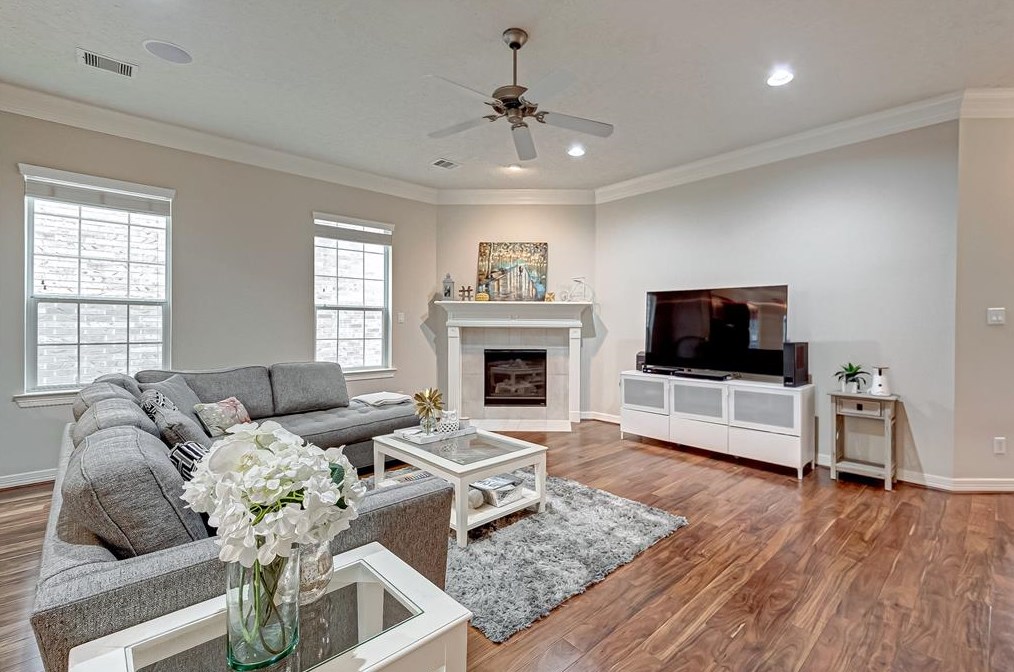 14418 Basalt Ln, Houston TX  77077-1062 exterior