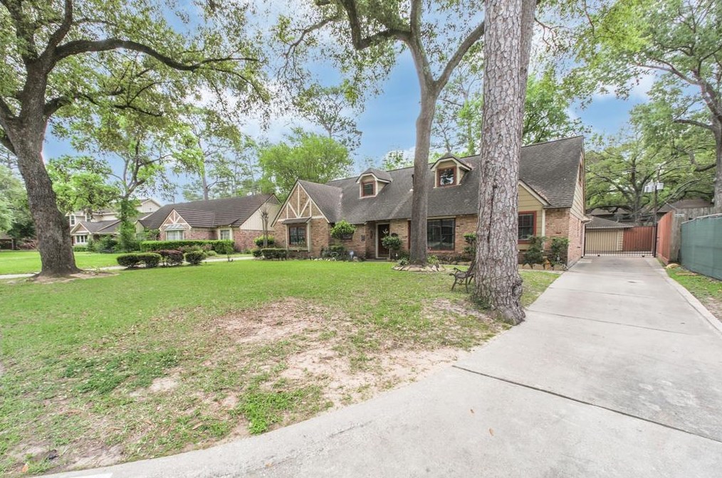 13163 Rummel Creek Rd, Houston, TX 77079-6133