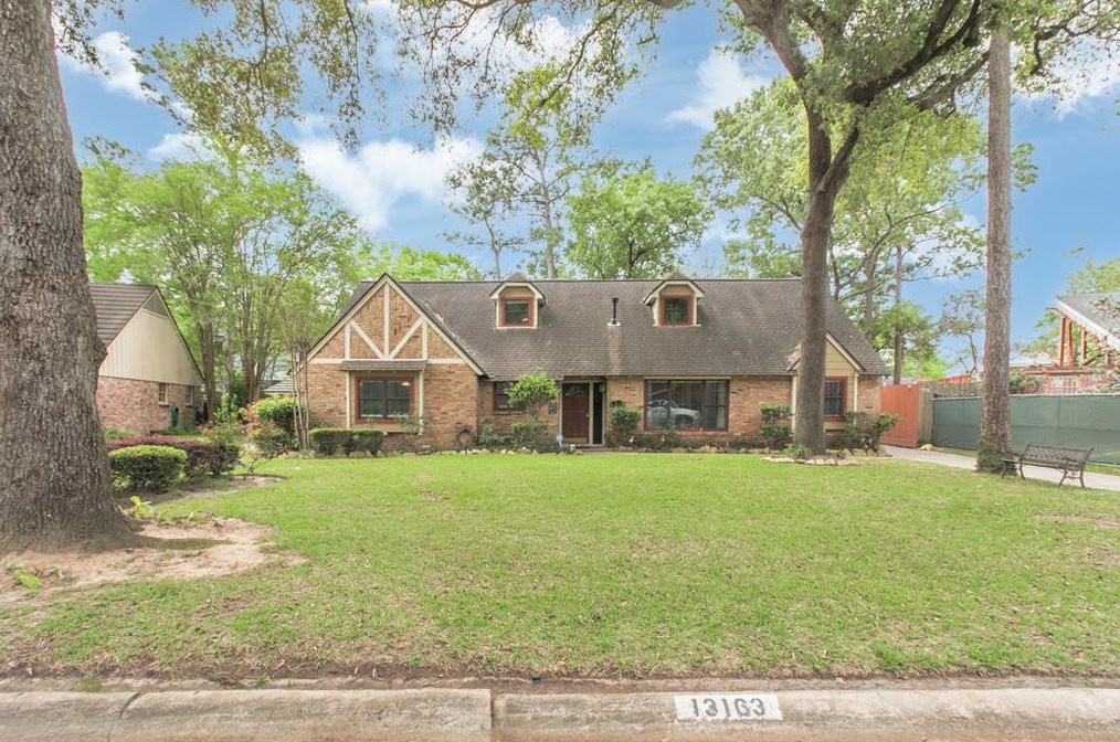 13163 Rummel Creek Rd, Houston TX  77079-6133 exterior