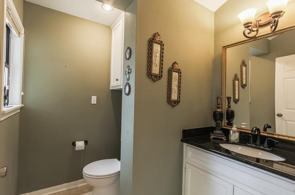 13163 Rummel Creek Rd, Houston TX  77079-6133 exterior