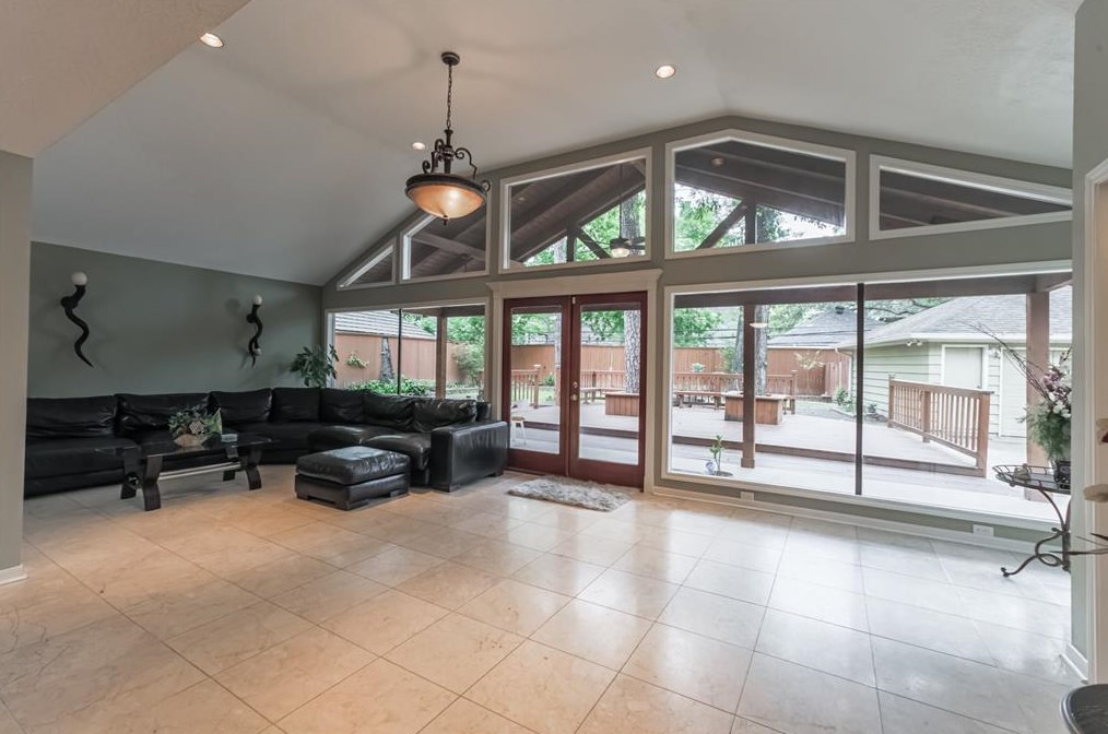 13163 Rummel Creek Rd, Houston TX  77079-6133 exterior