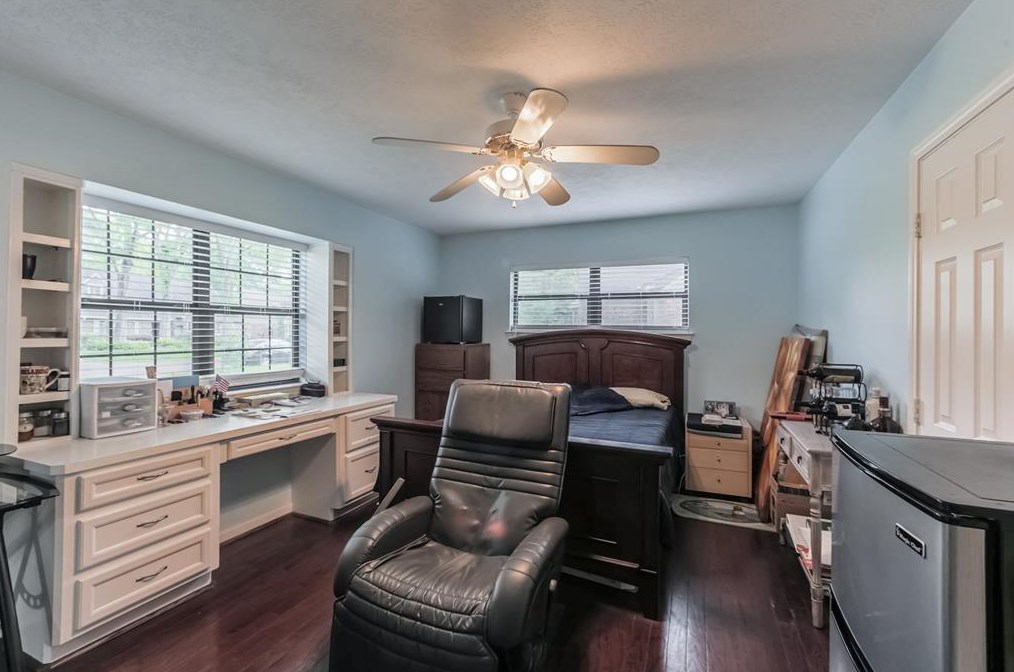 13163 Rummel Creek Rd, Houston TX  77079-6133 exterior