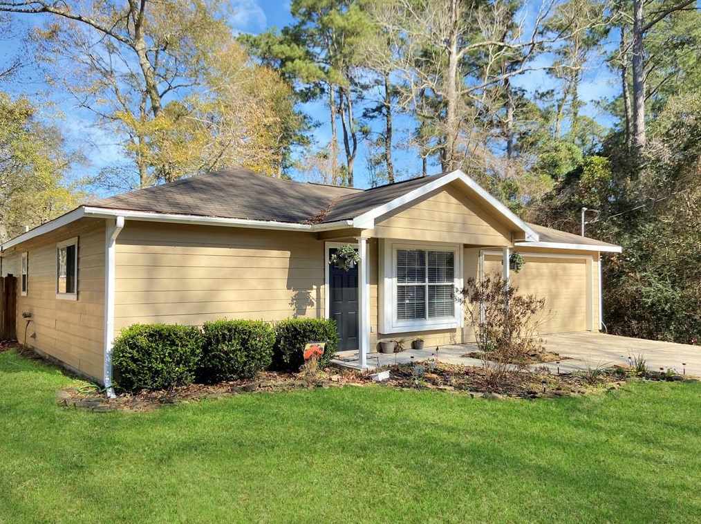 10825 Royal Magnolia Dr, Conroe, TX 77303