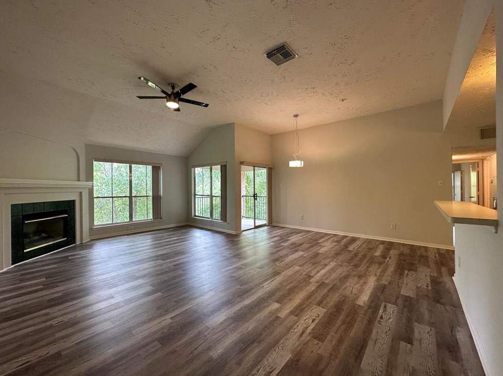 8051 Bay Branch Dr Unit 434, Spring, TX 77382